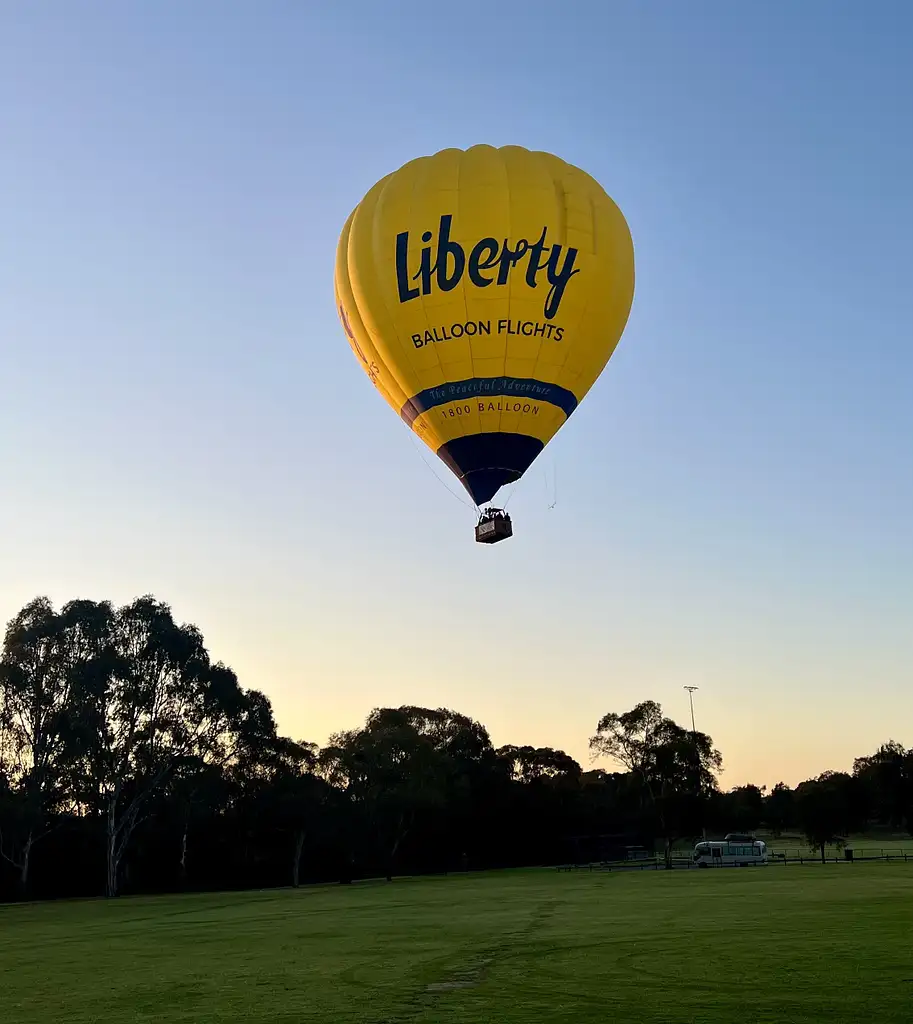 Melbourne Hot Air Balloon Flight with Breakfast