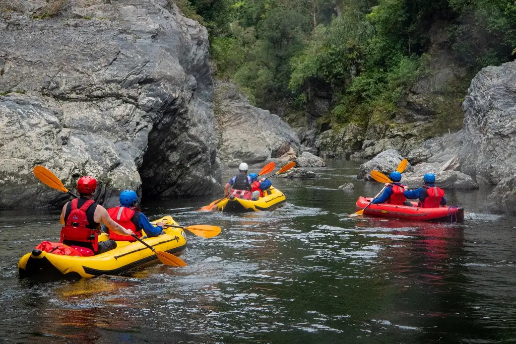 Te awa Kairangi/Hutt River Grade 2 Scenic Rafting Tour