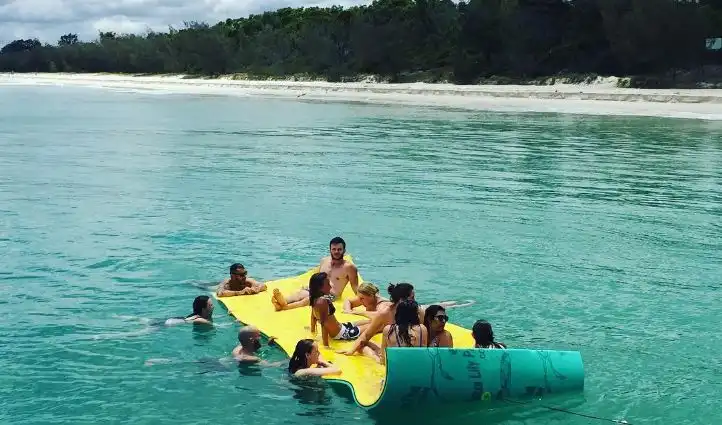 K'Gari (Fraser Island) Eco-Sailing Dolphin Adventure - Departing Hervey Bay