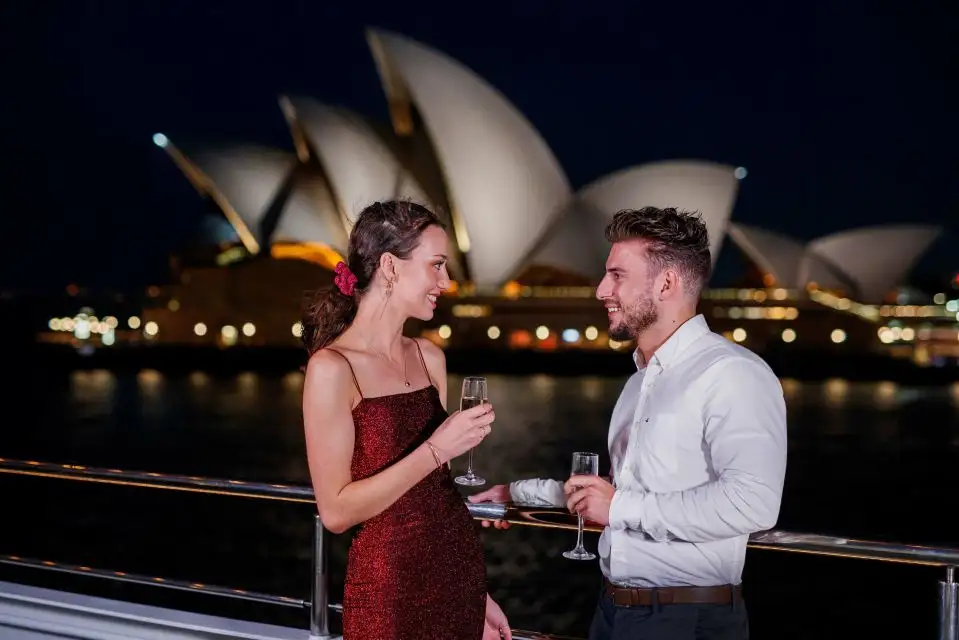 Sydney Harbour Starlight Dinner Cruise