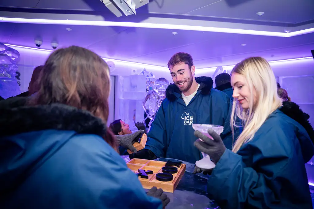 IceBar Surfers Paradise | Entry