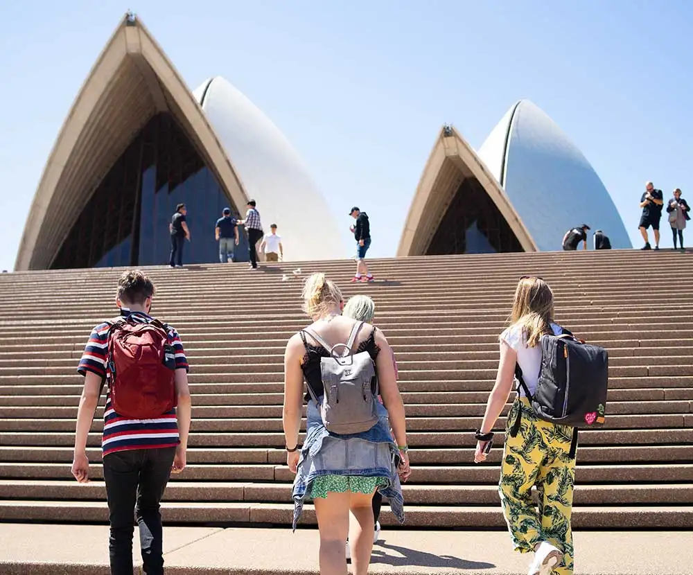 12 Day Ultimate Sydney Gap Year Intro + Surfcamp Combo Tour