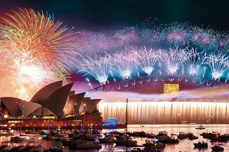 9pm New Year’s Eve Fireworks Cruise on Ocean Wave- Departing Manly Wharf