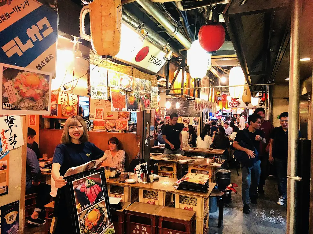 3-hour Retro Food and Drink Tour of Tokyo's Shibuya