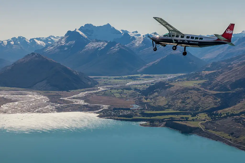 Milford Sound Fly Cruise Fly from Queenstown