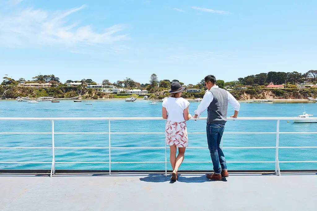 Mornington Peninsula Sightseeing & Bay Cruise