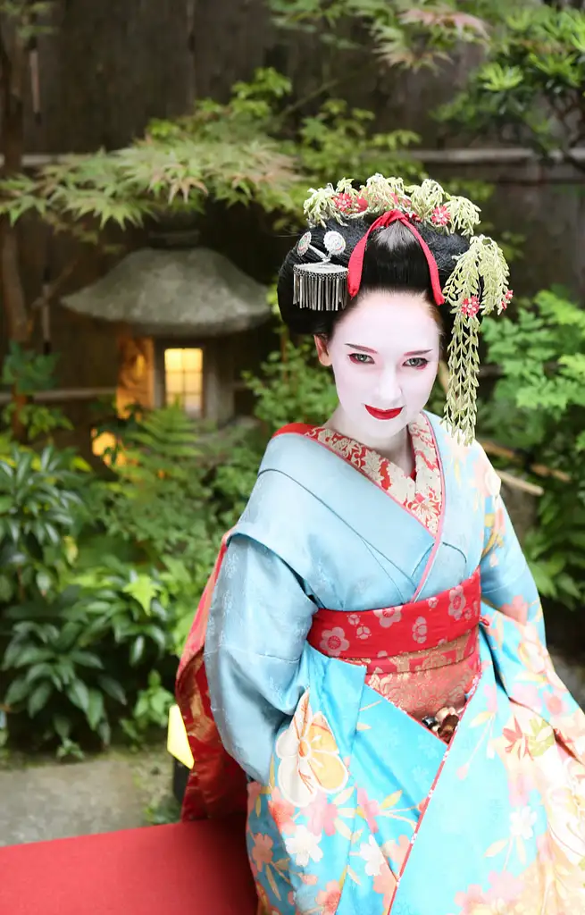 Kyoto Maiko Dress Up Experience