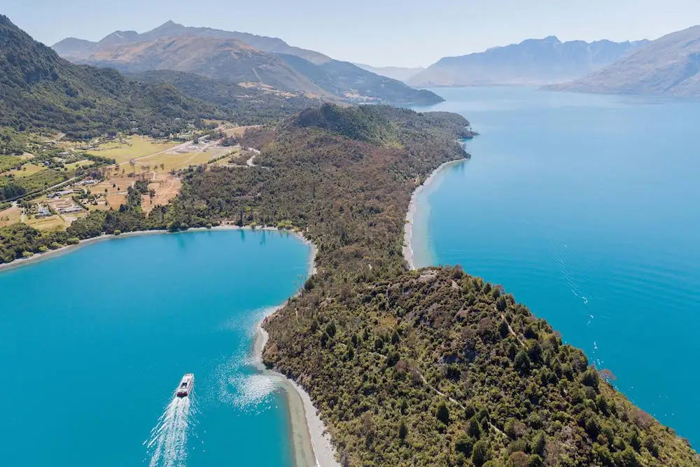 Lake Wakatipu Catamaran Scenic Cruise From Queenstown