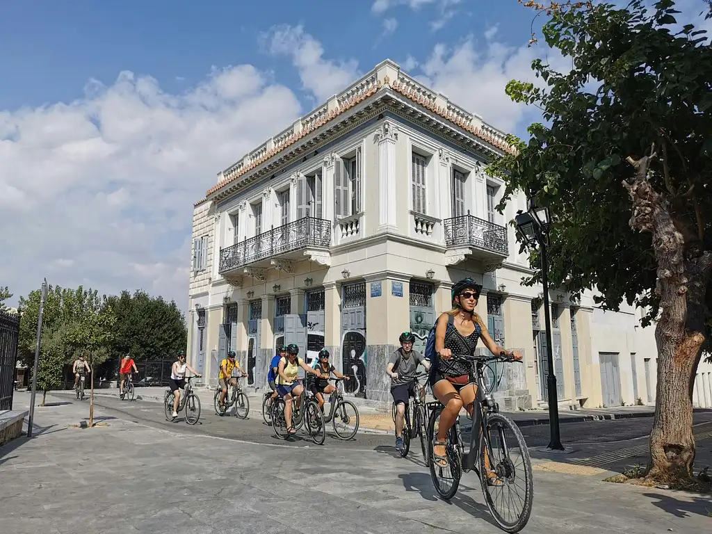 Athens Old Town And Acropolis Guided Bike Tour