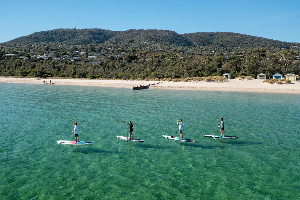 Mornington Peninsula Paddle, Pinot & Pools