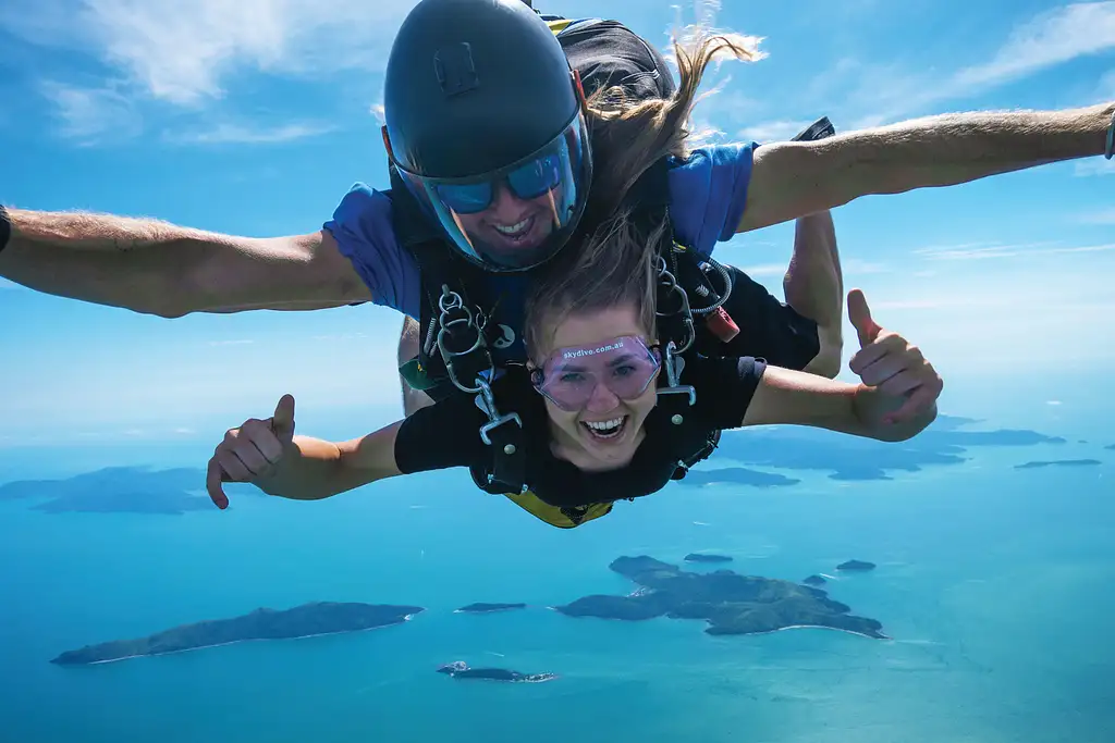 Airlie Beach Skydiving | Up To 15,000ft Tandem Skydiving | Whitsundays