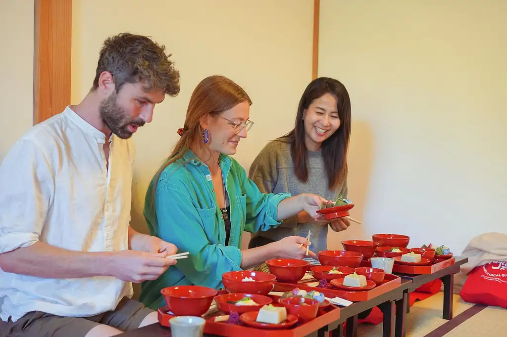 Kyoto Arashiyama Bamboo forest & Garden Half-Day Walking Tour