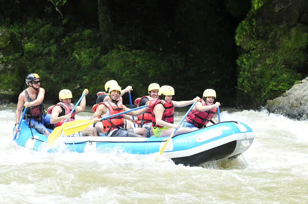 Whitewater Rafting Adventure Chirripo River from San José