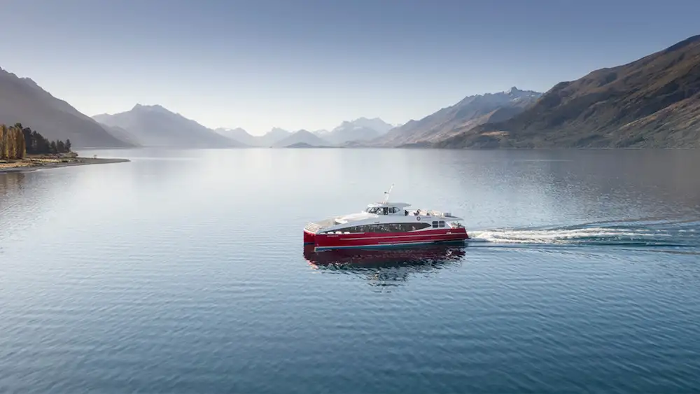 Lake Wakatipu Catamaran Scenic Cruise From Queenstown