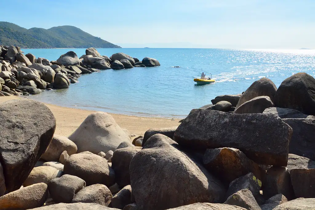 Magnetic Island Gourmet Picnic on a Remote Beach (All Inclusive)