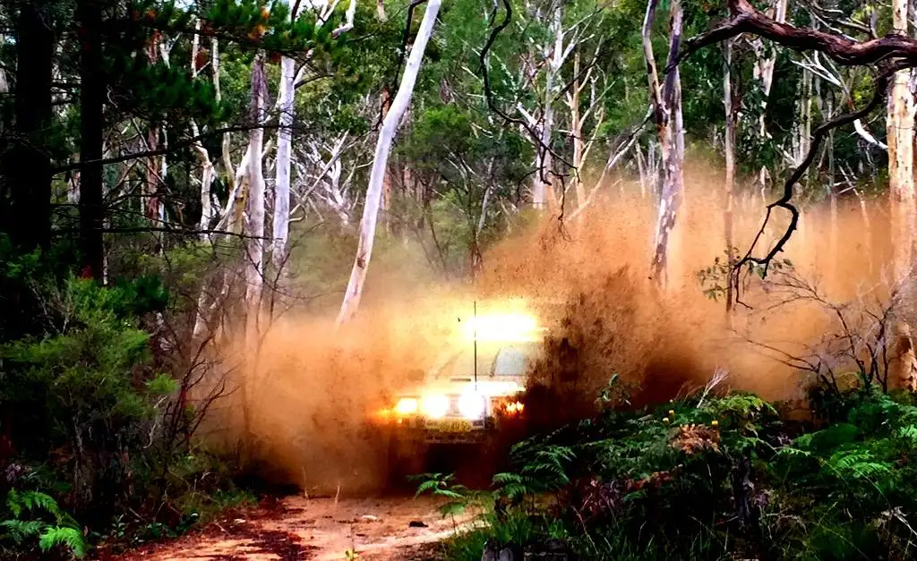 Jenolan Caves Blue Mountains 4WD Day Adventure