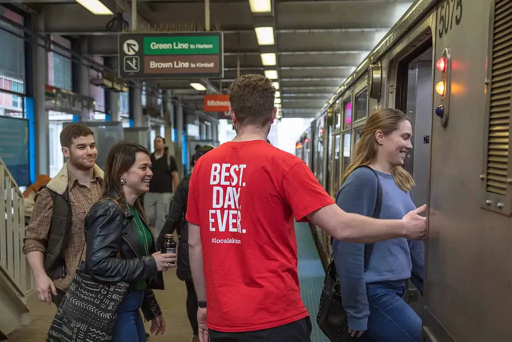 Total Chicago: Food And Architecture Tour