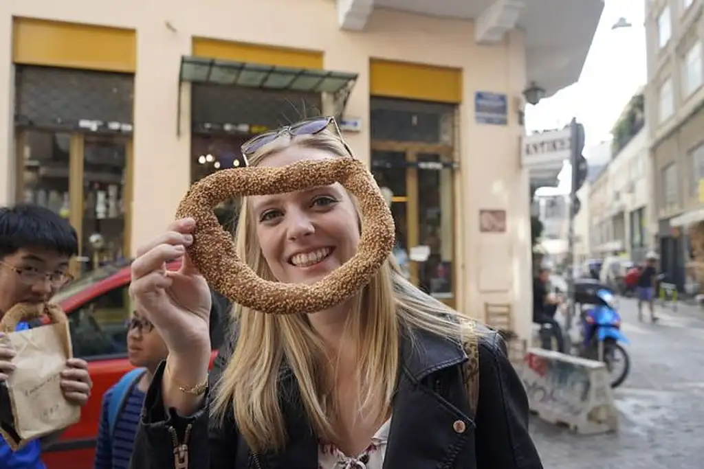 Small Group Delicious Athens Guided Food Tour