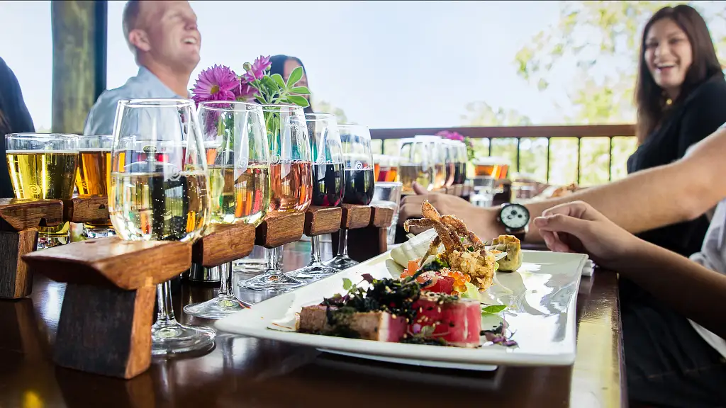 Premium Full Day Mount Tamborine Winery Tour with Lunch - Brisbane & Gold Coast Departure