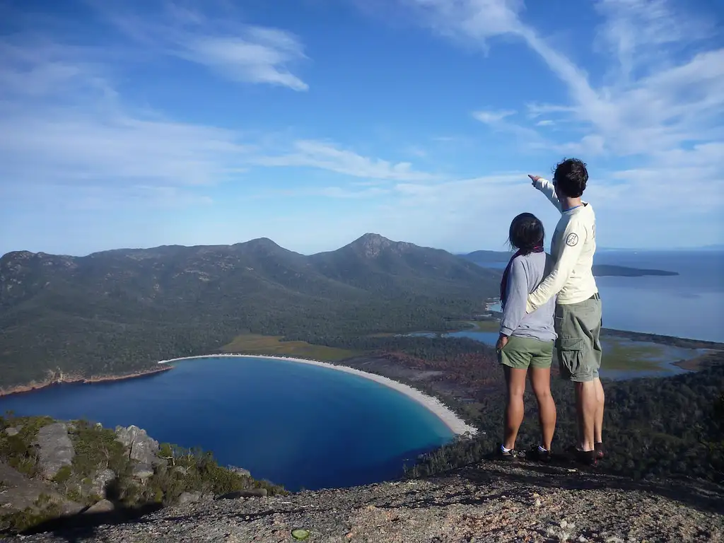 Wineglass Bay & Freycinet Day Tour from Hobart