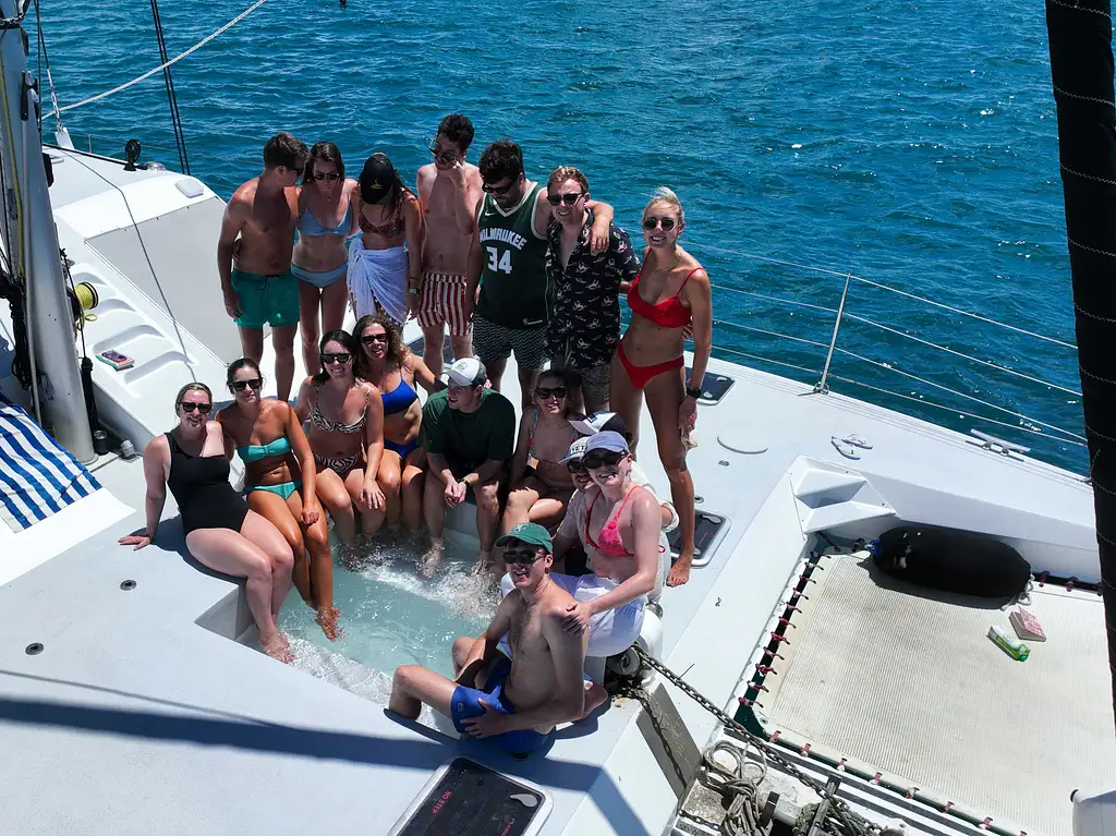 Whitsundays Islands Sail, SUP & Snorkel Day Tour