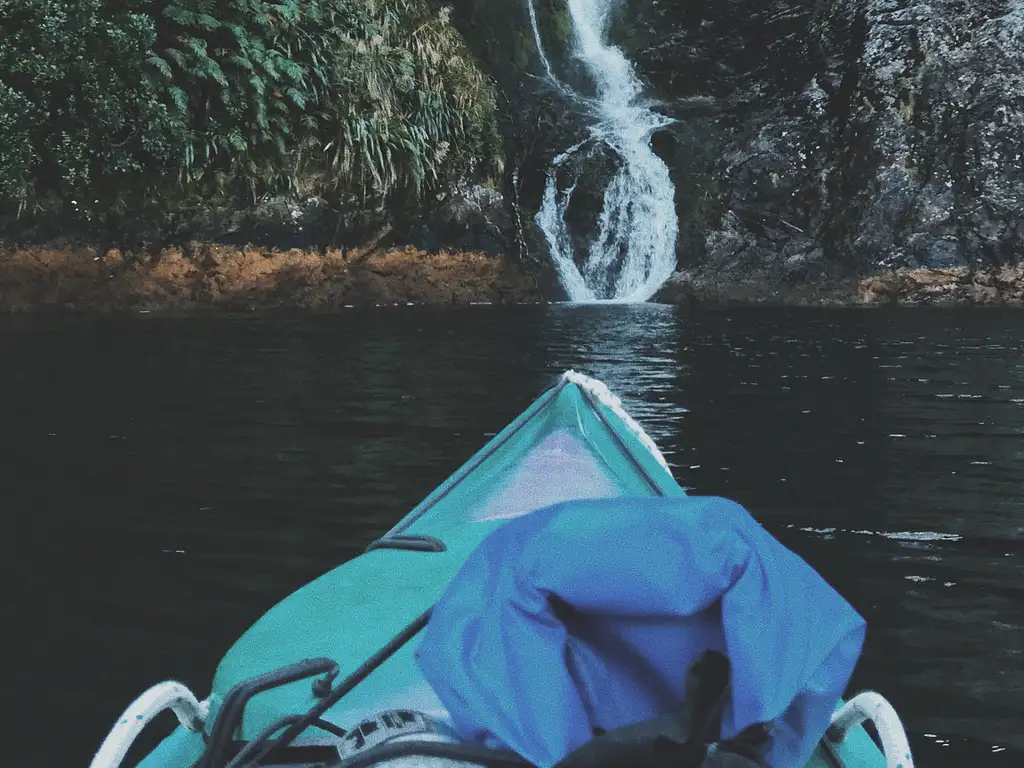 Kayak Doubtful Sound from Manapouri