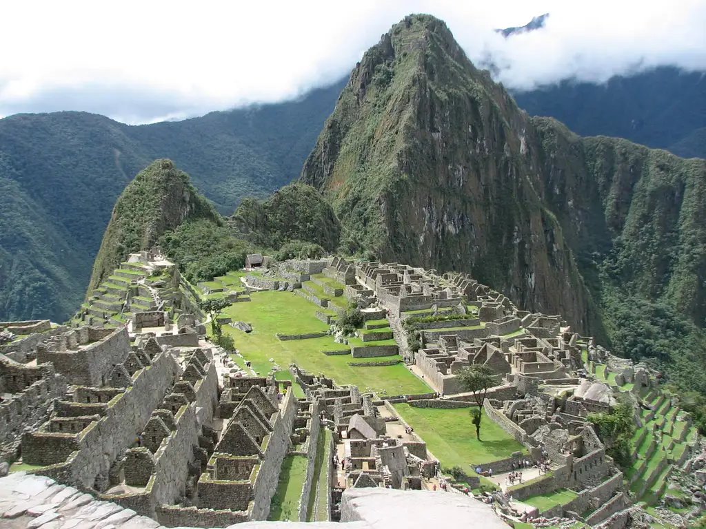 Full-Day Machu Picchu & Huayna Picchu Trek