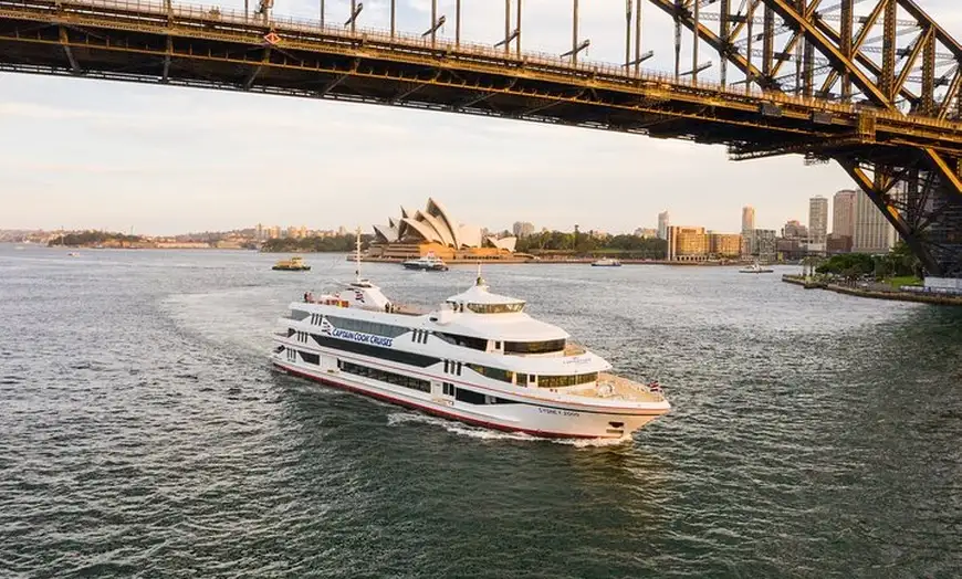 6-Course Gold Penfolds Dinner Cruise on Sydney Harbour- All Inclusive