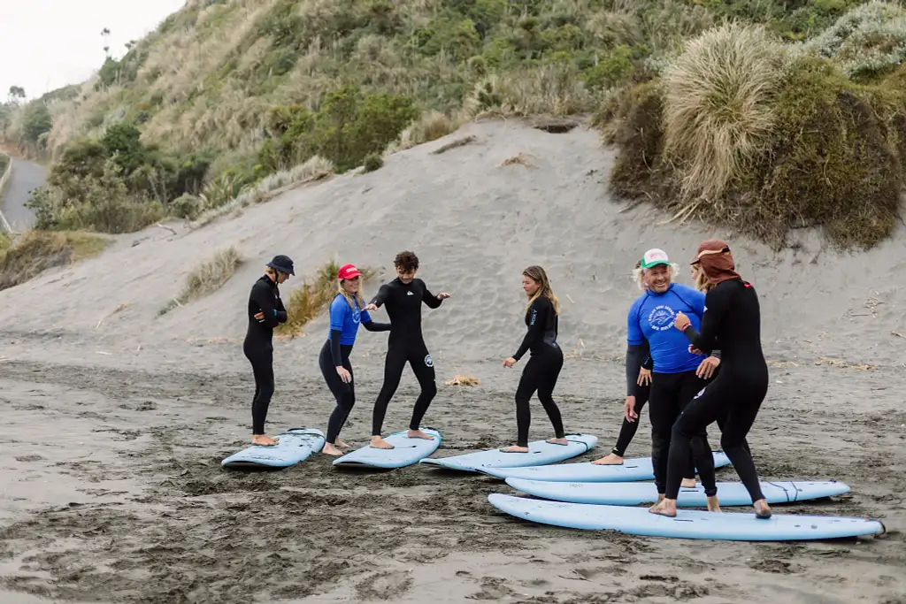 Group Surf Lesson (Raglan, Ngarunui Beach)