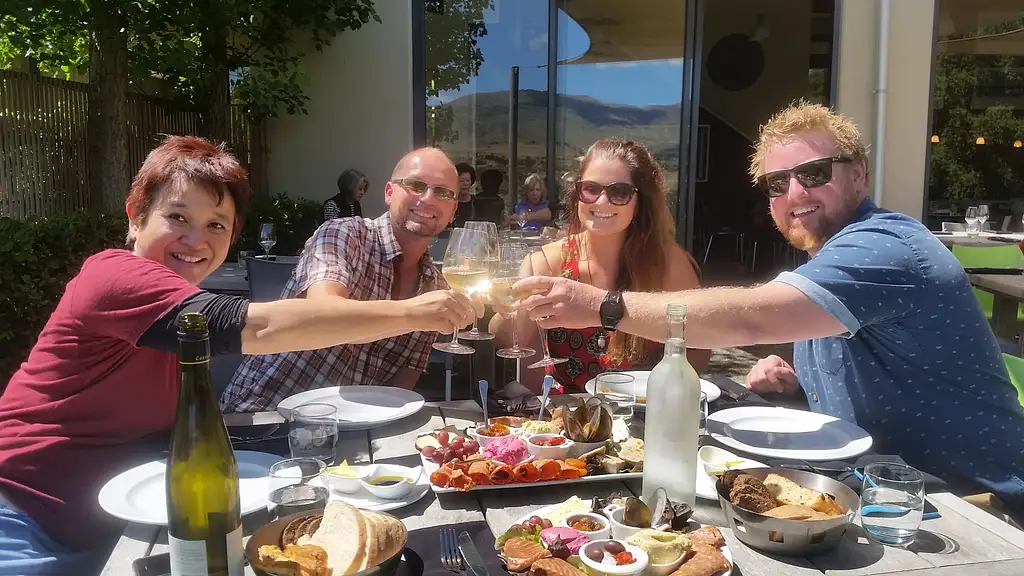 Classic Wanaka Wine Tour