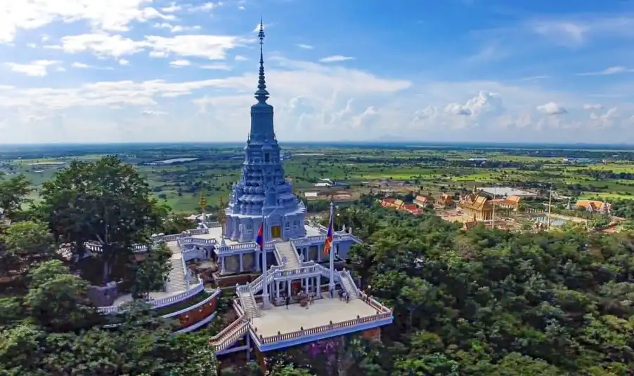 Phnom Udong - Meet A Local Legend Koh Chen Silver Smith (Mrs/Mr Thol Chhanthou) | Full Day Private Tour