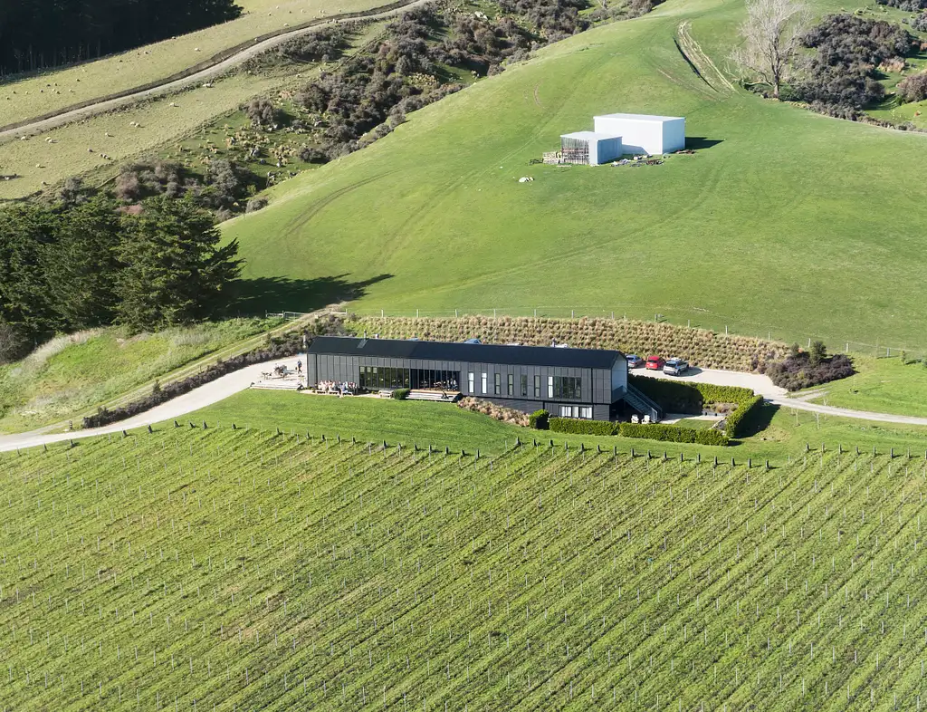 Canterbury Winery Lunch Heli-Tour