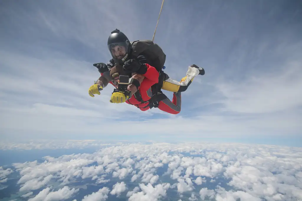 Bay of Islands Tandem Skydive: 16,500ft, 12,000ft, 9000ft, 18,000ft