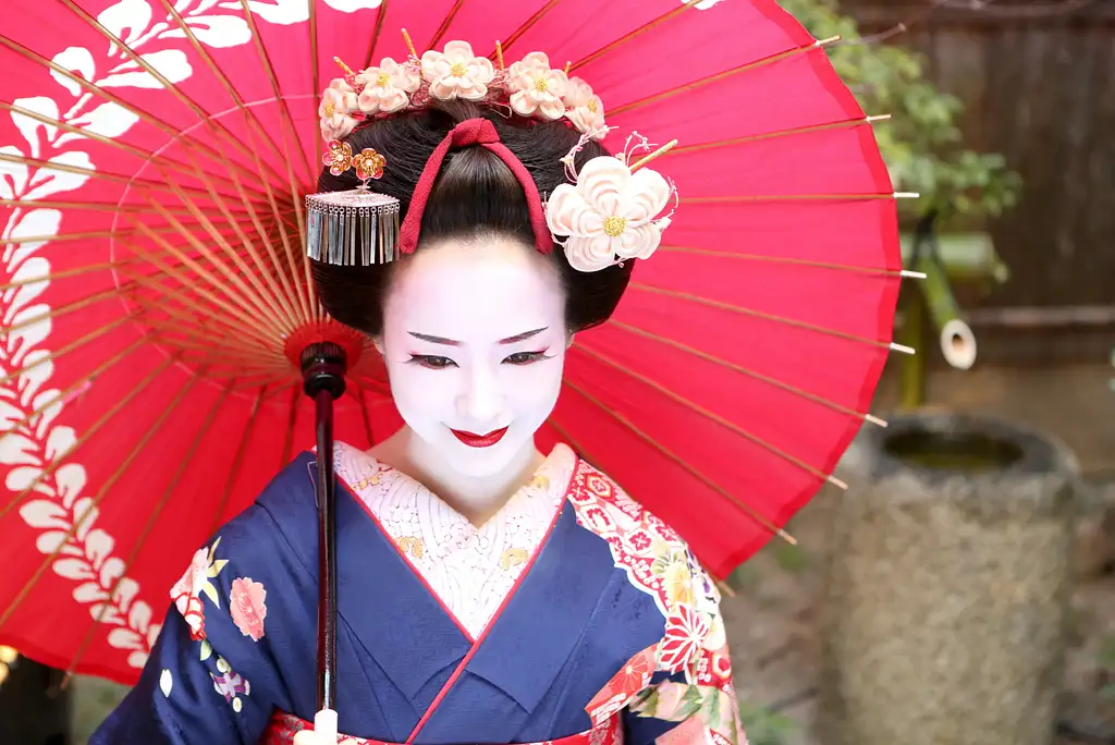 Kyoto Maiko Dress Up Experience