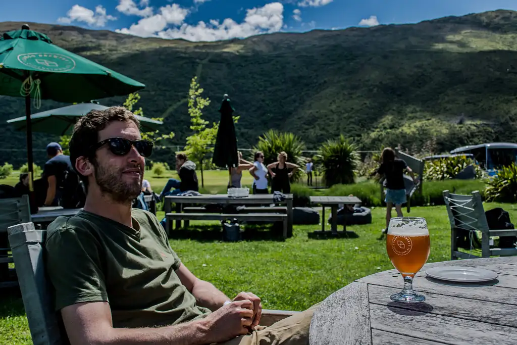 Hop on Hop off Wine & Beer Tours - Queenstown