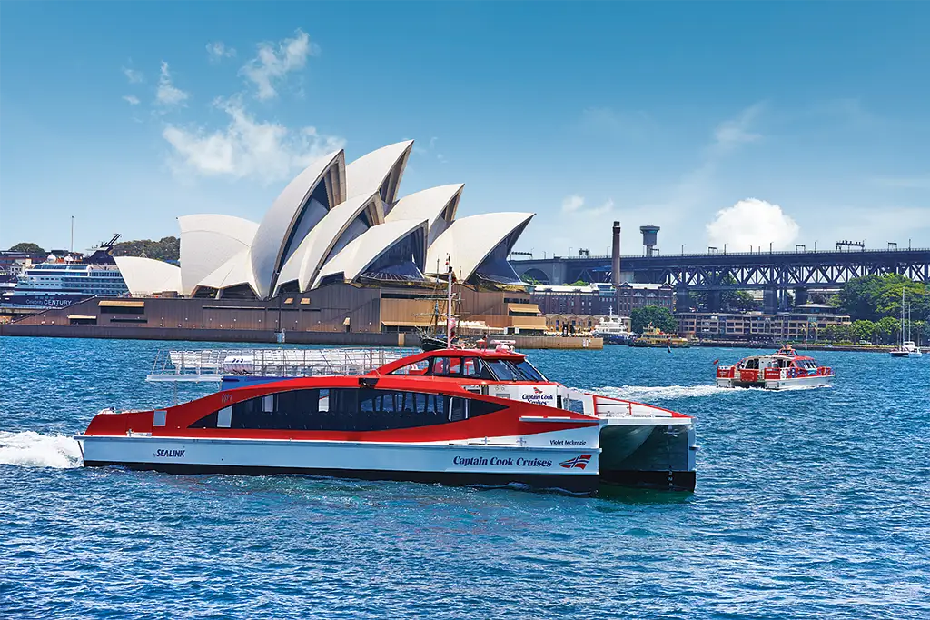 Hop On Hop Off Sydney Harbour Ferry Pass & Taronga Zoo Entry