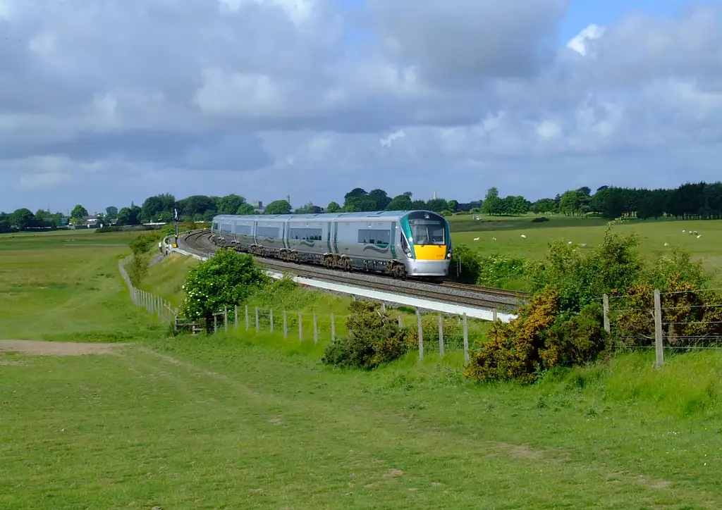 The Giant’s Causeway and the Glens of Antrim Rail Tour From Dublin