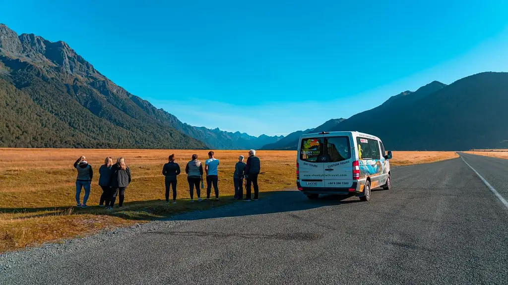 Premium Milford Sound & Te Anau Highlights 2 day Combo Small Group Tour from Queenstown