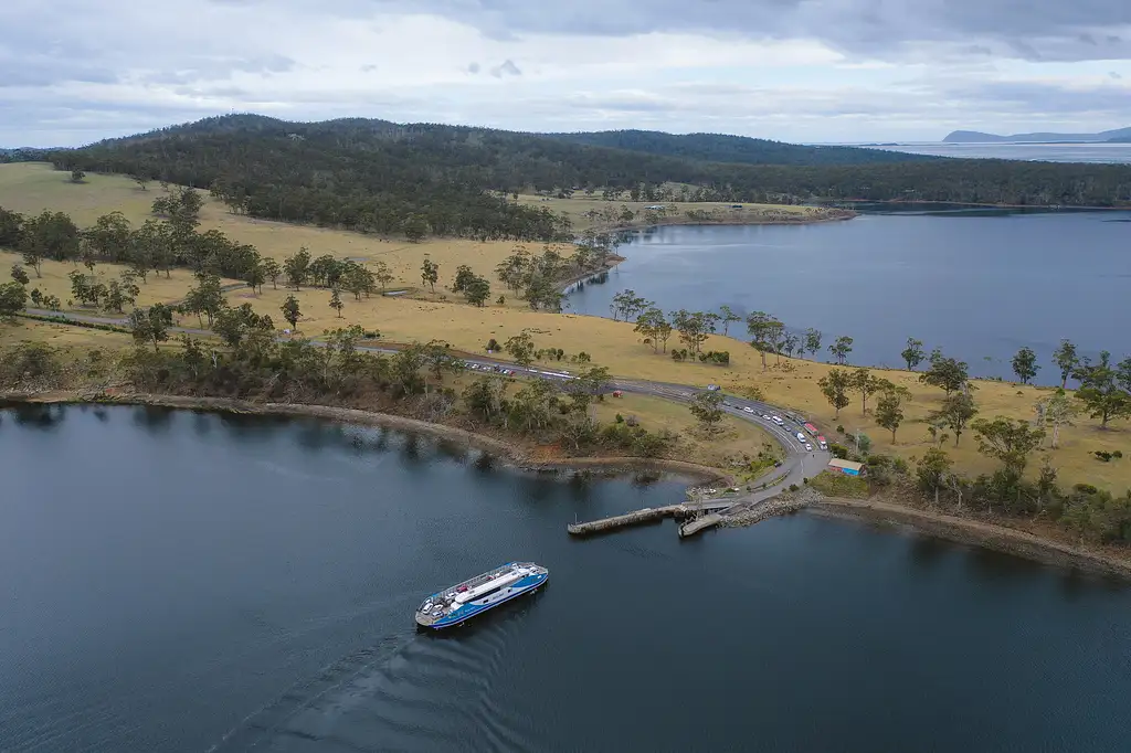 Bruny Island Adventure from Hobart