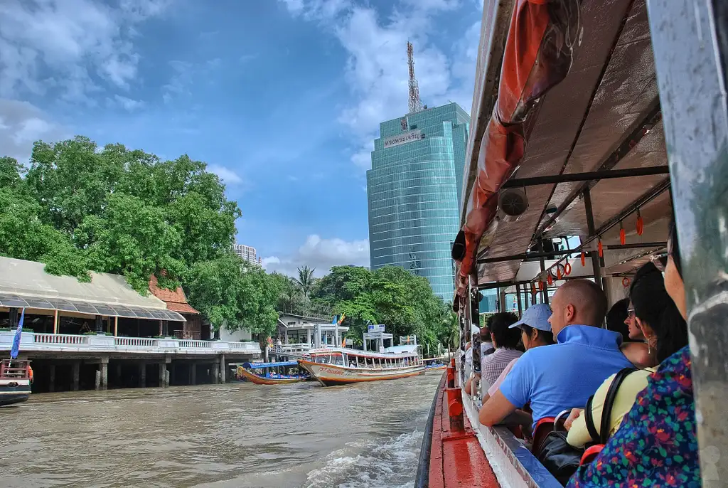 Tuk Tuk City Tour & China Town By Boat