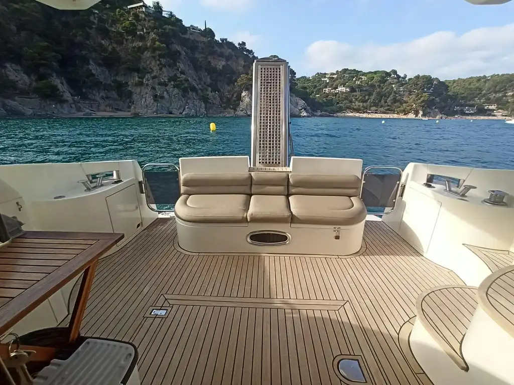 Private Luxury Motor Yacht Experience | From Barcelona