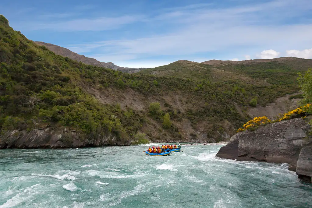 Kawarau River Jet-To-Raft Experience