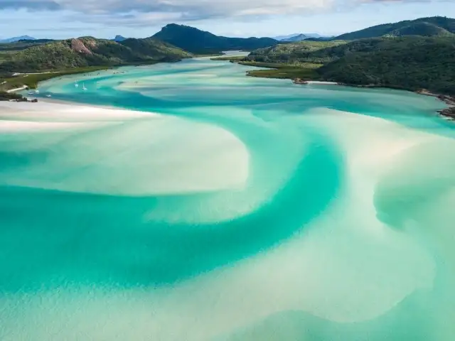 2 Days 2 Nights Whitsunday Sailing Adventure | on Eureka