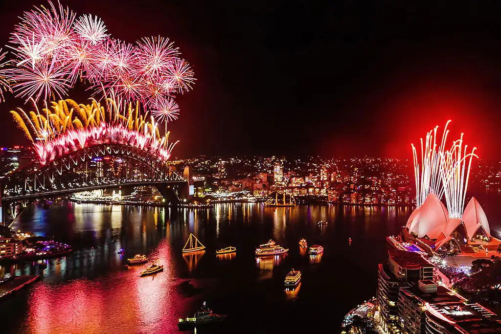 9pm New Year’s Eve Fireworks Cruise on Ocean Wave- Departing Manly Wharf