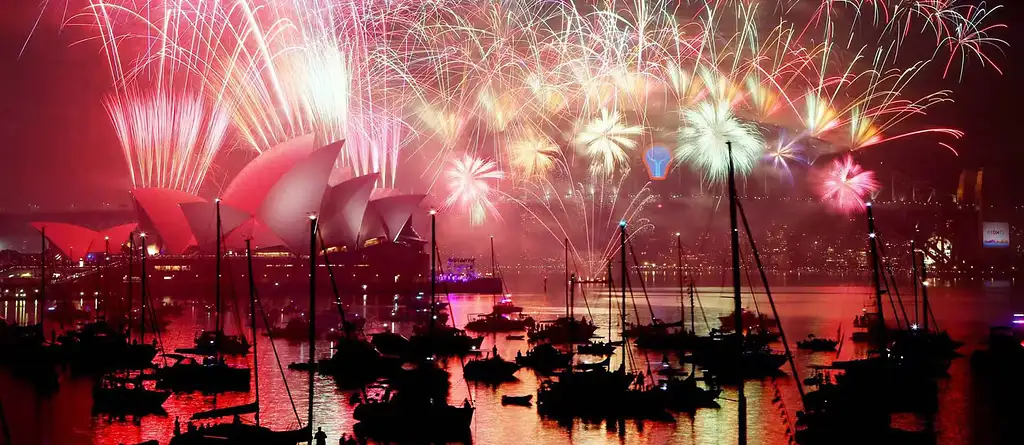 9pm New Year’s Eve Fireworks Cruise on Ocean Wave- Departing Manly Wharf