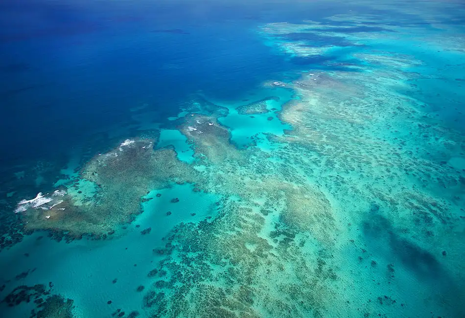 Outer Great Barrier Reef Helicopter Flight | 40 Minutes