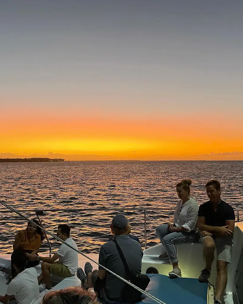 Hervey Bay Champagne Sunset Sail