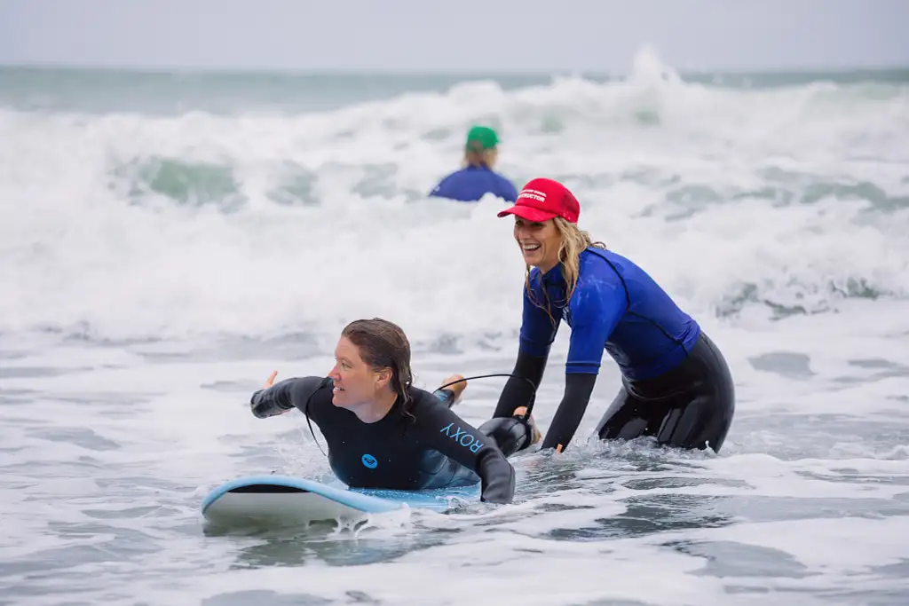 Group Surf Lesson (Raglan, Ngarunui Beach)