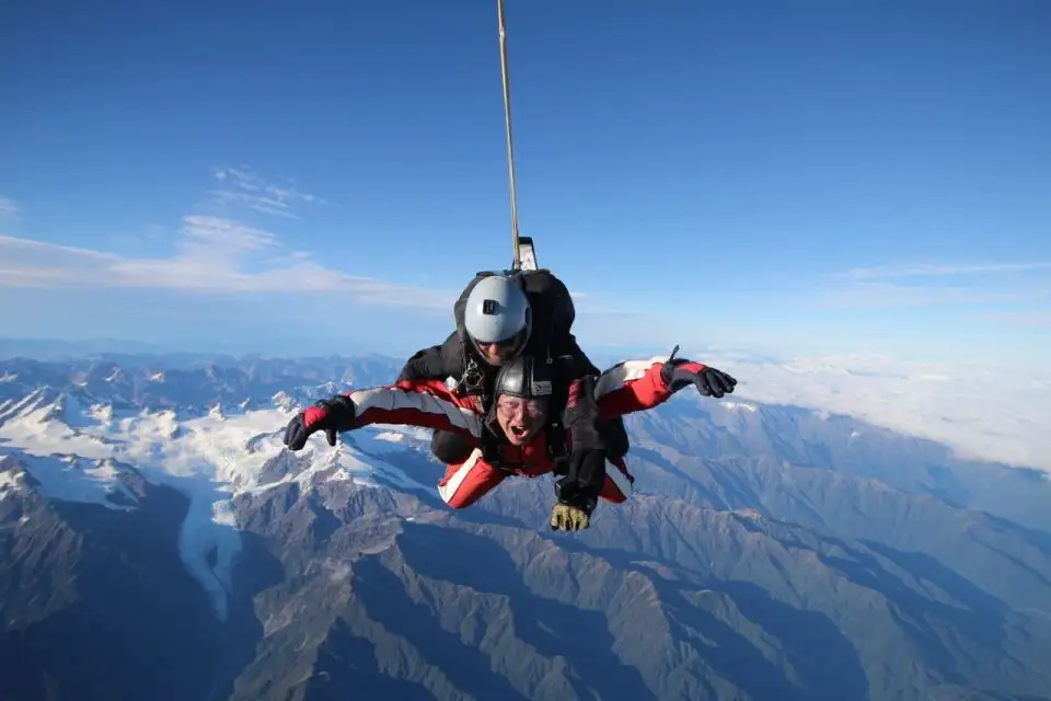 Skydive Franz Josef - 18,000 Ft