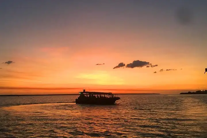 Darwin Sunset Fish'n Chips Cruise